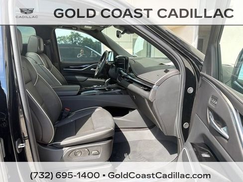 Certified 2024 Cadillac Escalade ESV Sport w/ LPO, Floor Liner Package AWD/4WD image 7