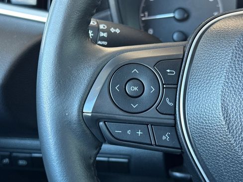 Used 2024 Toyota Corolla SE image 25