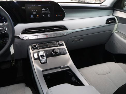 Used 2020 Hyundai Palisade SE FWD image 11