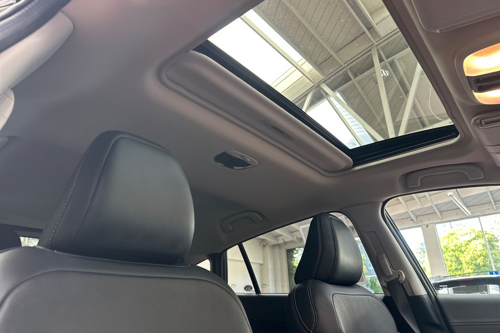 Used 2024 Subaru Crosstrek 2.5i Limited AWD/4WD image 21