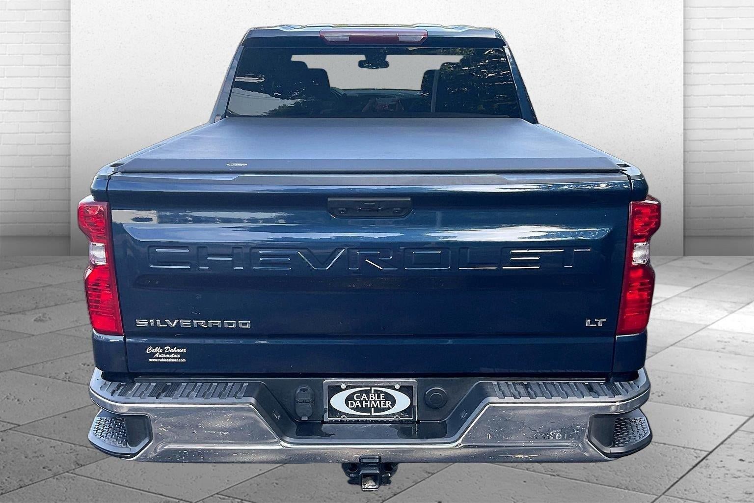 Used 2023 Chevrolet Silverado 1500 LT AWD/4WD image 4