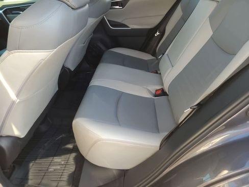 Used 2019 Toyota RAV4 XLE Premium w/ Advanced Technology Package image 21