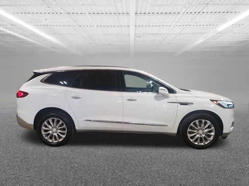 Used 2021 Buick Enclave Premium w/ Surround and Sites Package image 5