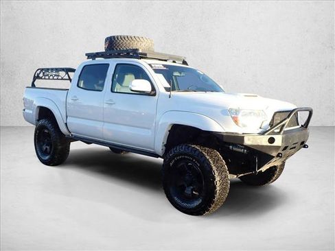 Used 2013 Toyota Tacoma 4x4 Double Cab w/ TRD Sport Pkg image 6