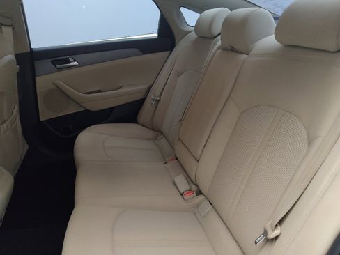 Used 2017 Hyundai Sonata SE FWD image 18