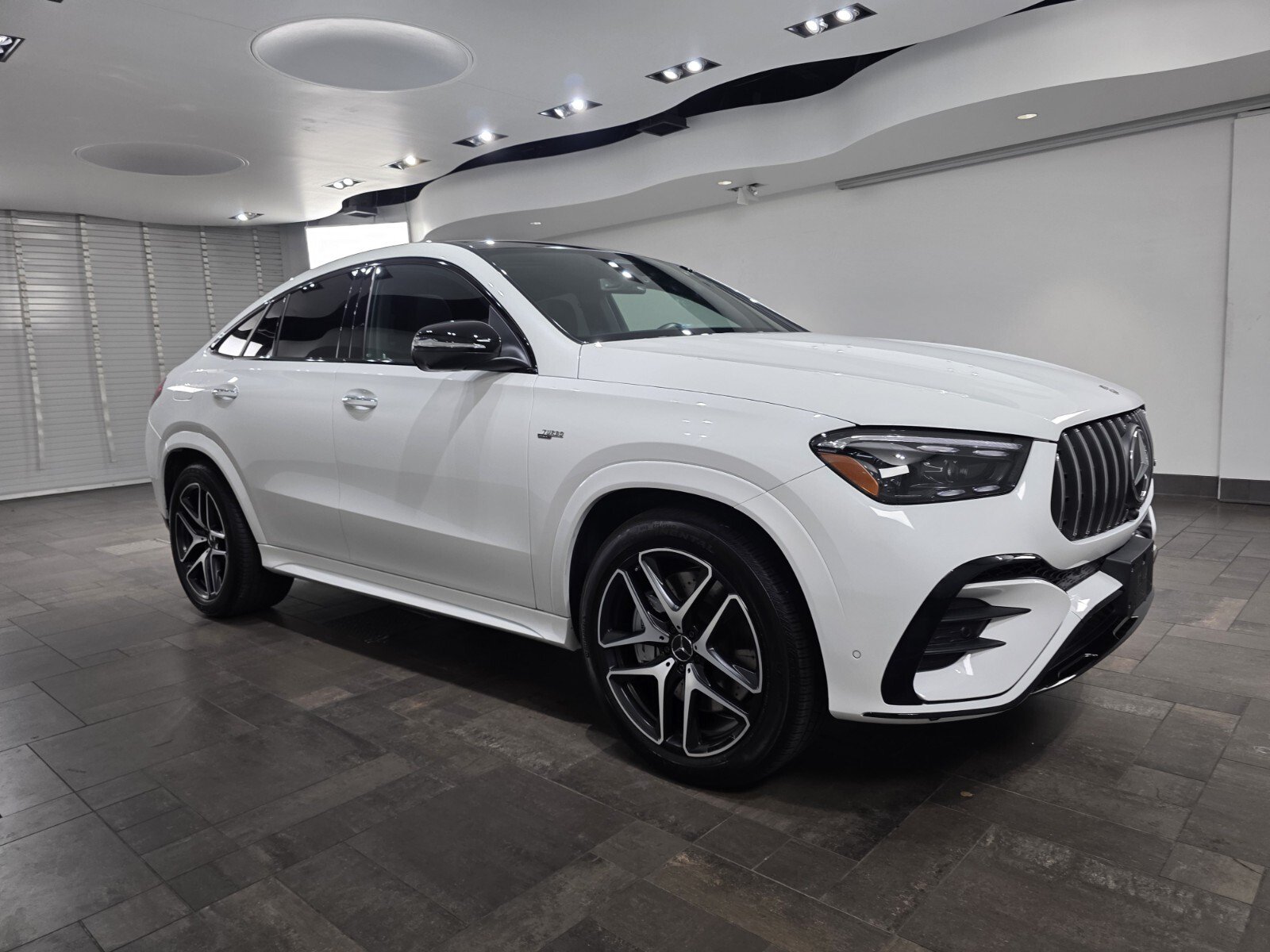 Used 2025 Mercedes-Benz GLE 53 AMG 4MATIC Coupe w/ AMG Night Package image 26