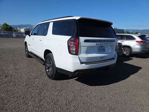 Used 2021 Chevrolet Suburban Z71 w/ Z71 Off-Road Package AWD/4WD image 3