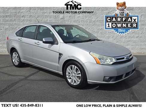 Used 2009 Ford Focus SEL FWD image 1