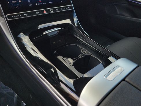 New 2026 Mercedes-Benz CLE 450 4MATIC Coupe image 14