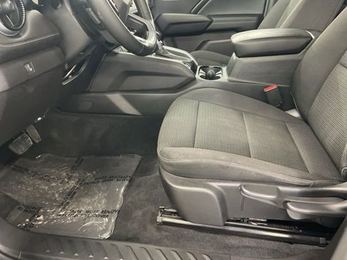 Certified 2023 Chevrolet Colorado LT w/ LT Convenience Package image 12