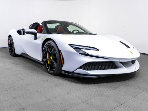 Certified 2024 Ferrari SF90 Spider AWD/4WD image 10