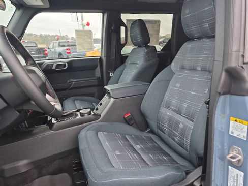 New 2025 Ford Bronco Heritage Edition image 10