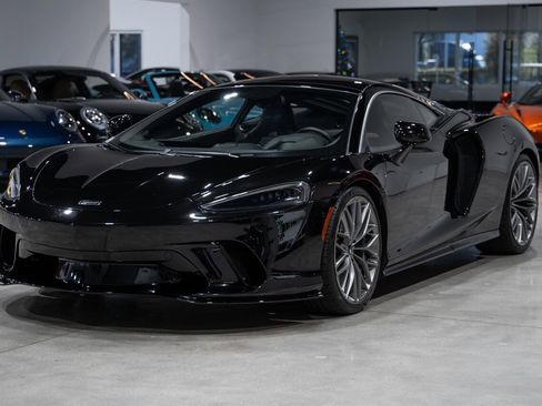 Used 2021 McLaren GT image 10