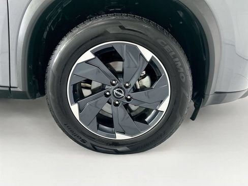 Used 2024 Nissan Rogue SV AWD/4WD image 30