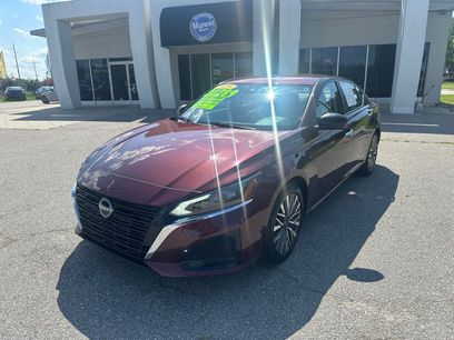 Used 2025 Nissan Altima 2.5 SV
