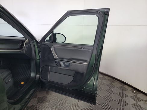 Used 2023 Rivian R1T Adventure AWD/4WD image 18