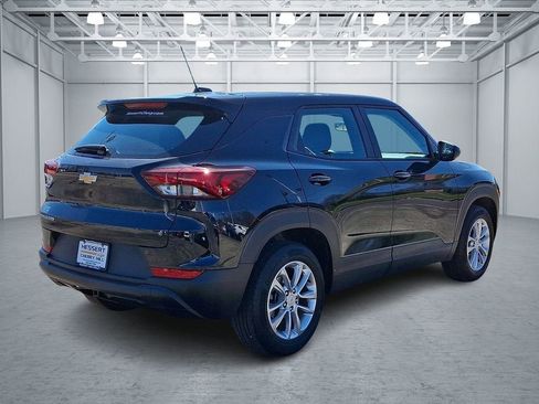 Certified 2025 Chevrolet TrailBlazer LS FWD image 5