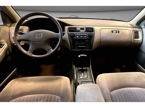 Used 1998 Honda Accord LX image 9