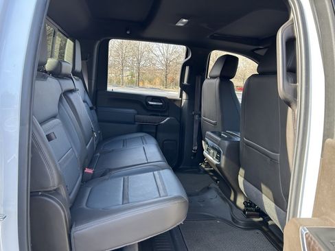 Used 2022 GMC Sierra 3500 Denali image 50
