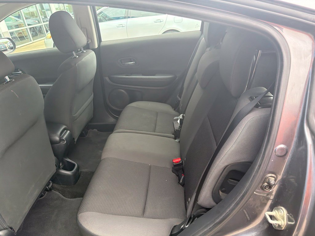 Used 2019 Honda HR-V LX image 9