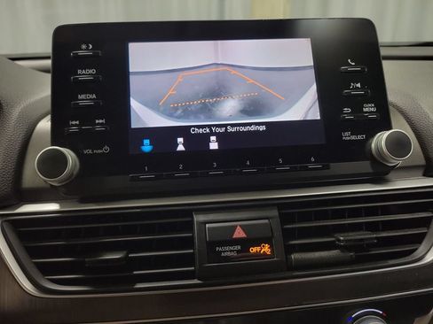 Used 2019 Honda Accord Hybrid image 21