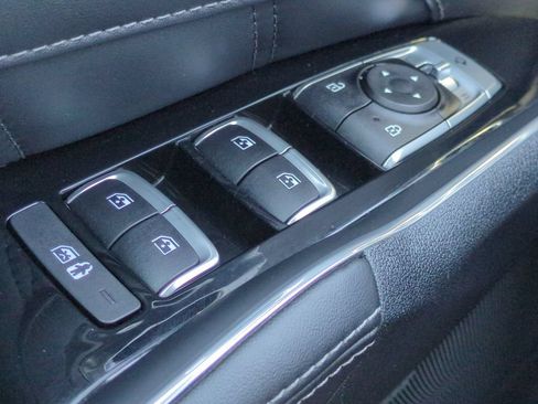 Used 2023 Kia Sorento SX Prestige AWD/4WD image 23