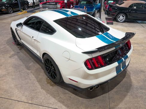 Used 2020 Ford Mustang Shelby GT350 w/ Technology Package RWD image 16