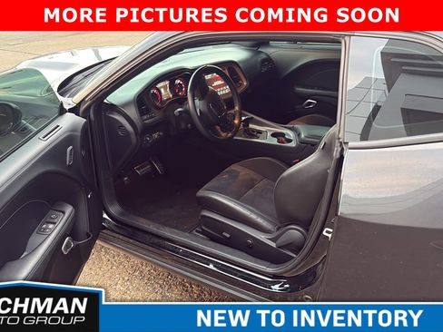 Used 2023 Dodge Challenger R/T w/ Plus Package image 10