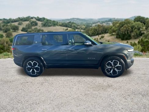 Used 2024 Rivian R1S Adventure AWD/4WD image 11