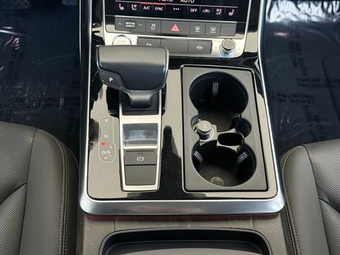 Used 2019 Audi Q8 Premium Plus image 15