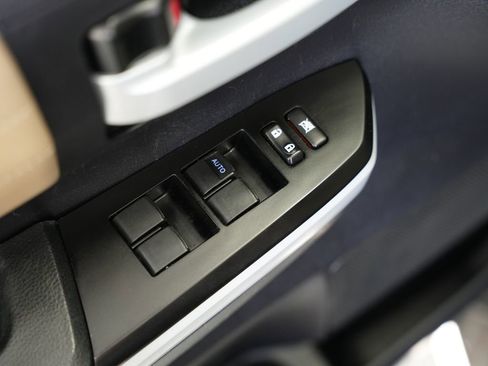 Used 2020 Toyota Tundra Limited w/ TRD Off-Road Package AWD/4WD image 28