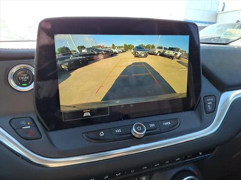 Used 2023 Chevrolet Blazer LT w/ Convenience Package FWD image 13