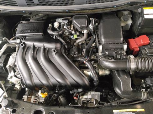 Used 2019 Nissan Versa S Plus FWD image 30