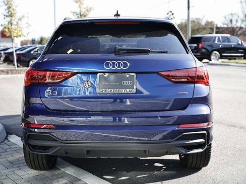 Certified 2025 Audi Q3 2.0T Premium w/ Convenience Package image 10
