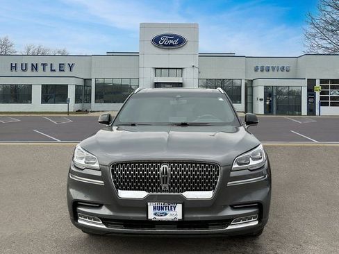 Used 2023 Lincoln Aviator Reserve w/ Equipment Group 201A image 3