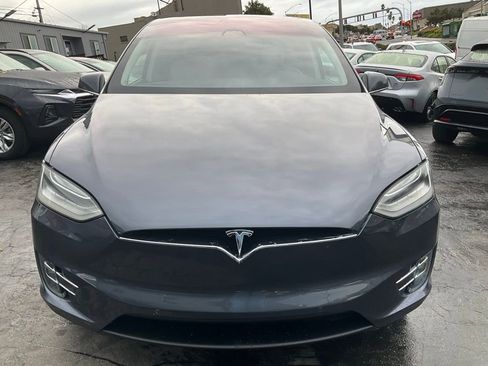 Used 2017 Tesla Model X 75D image 94