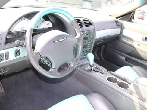 Used 2002 Ford Thunderbird RWD image 13