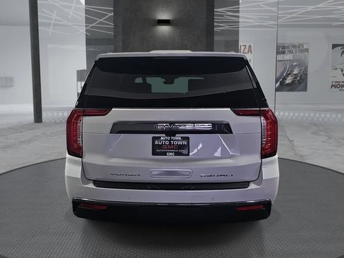 Used 2023 GMC Yukon XL Denali Ultimate AWD/4WD image 6