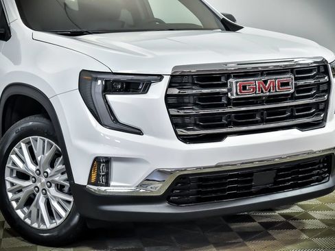 New 2027 GMC Acadia Elevation w/ Elevation Premium Package AWD/4WD image 2