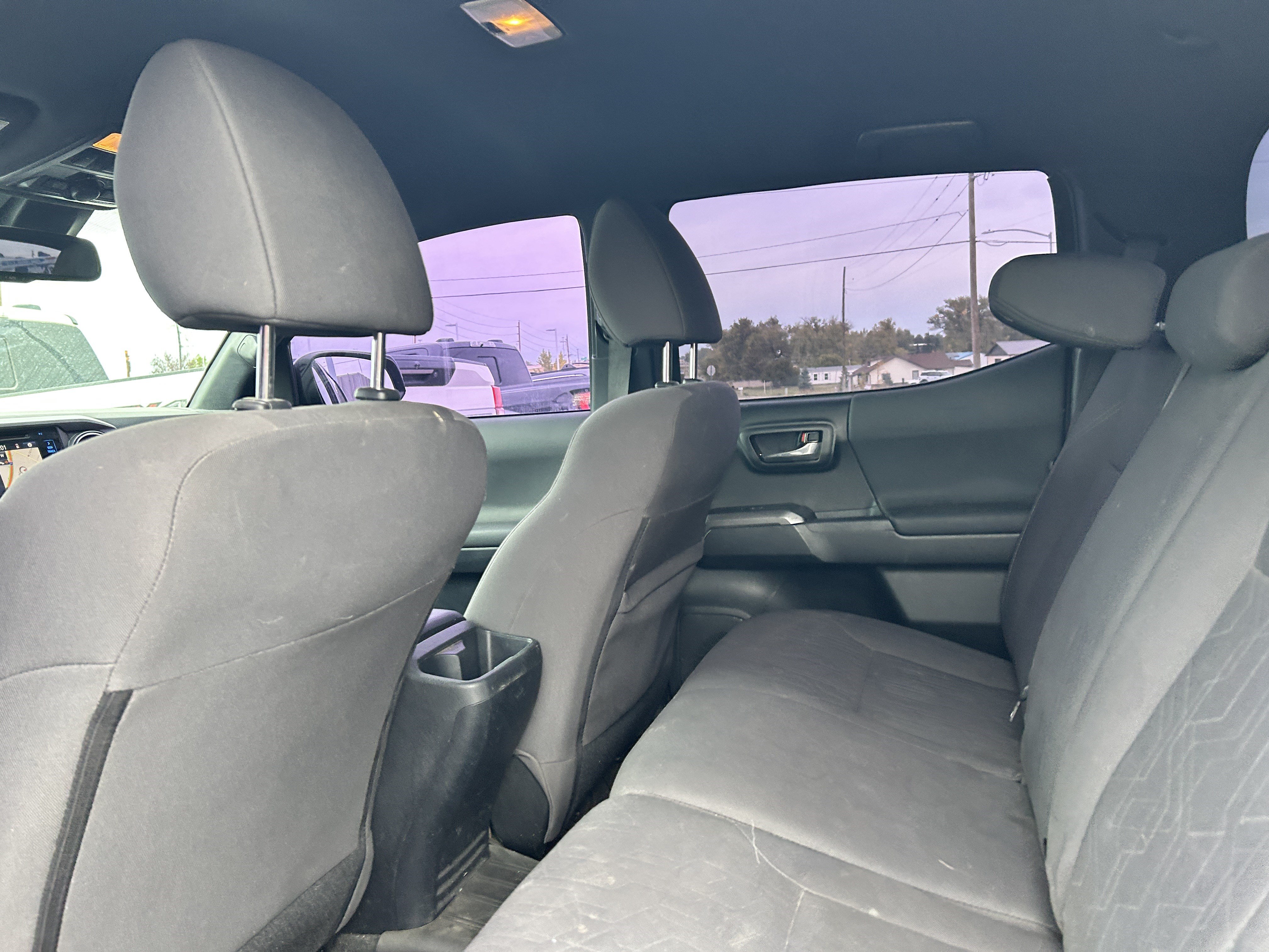 Used 2019 Toyota Tacoma TRD Off-Road AWD/4WD image 11