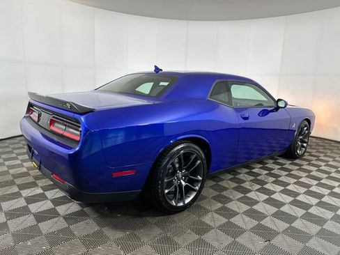 Used 2022 Dodge Challenger R/T Scat Pack image 3