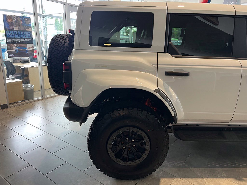 New 2026 Ford Bronco Raptor w/ Interior Carbon Fiber Pack AWD/4WD image 7
