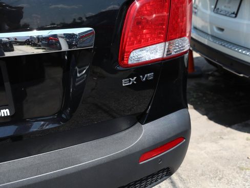 Used 2012 Kia Sorento EX w/ EX V6 Premium Pkg AWD/4WD image 8