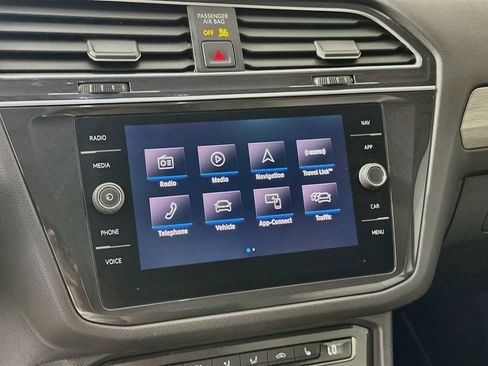 Used 2019 Volkswagen Tiguan SEL FWD image 15
