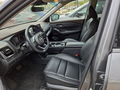Used 2023 Nissan Rogue SL image 9