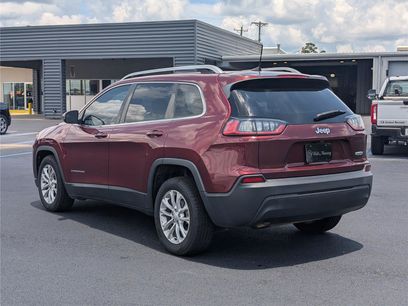 Used 2019 Jeep Cherokee Latitude w/ Popular Appearance Group