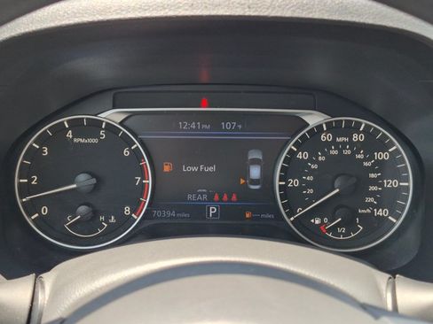 Used 2024 Nissan Altima 2.5 SV FWD image 11