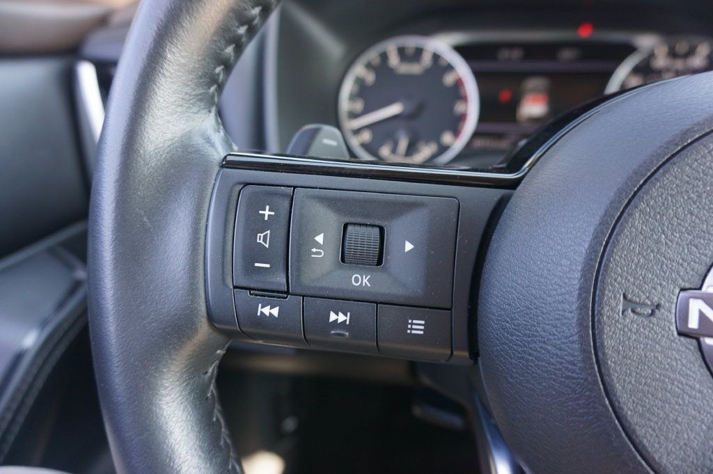 Used 2023 Nissan Rogue SL w/ SL Premium Package AWD/4WD image 8