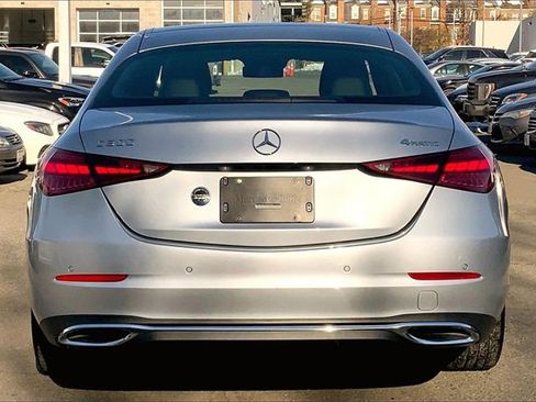 Used 2025 Mercedes-Benz C 300 4MATIC Sedan image 3