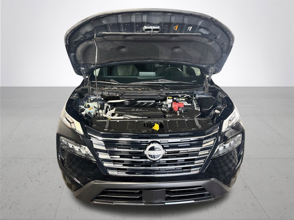 Used 2024 Nissan Rogue SV FWD image 21